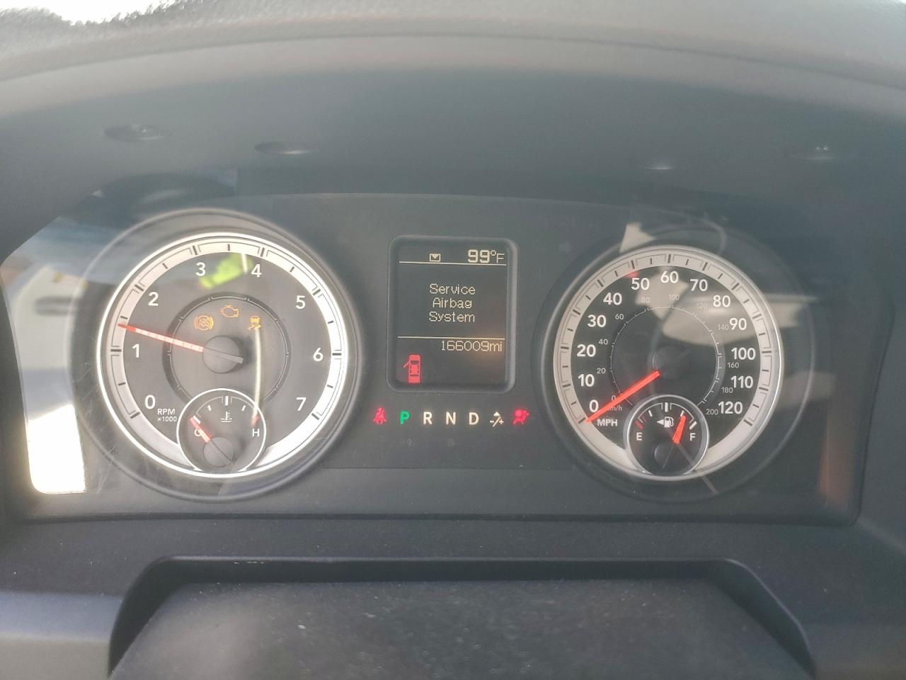 2013 RAM 1500 ST photo 9