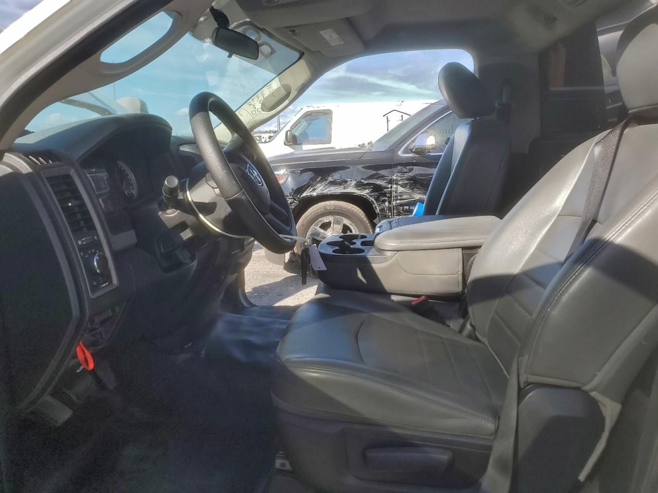 2013 RAM 1500 ST photo 7