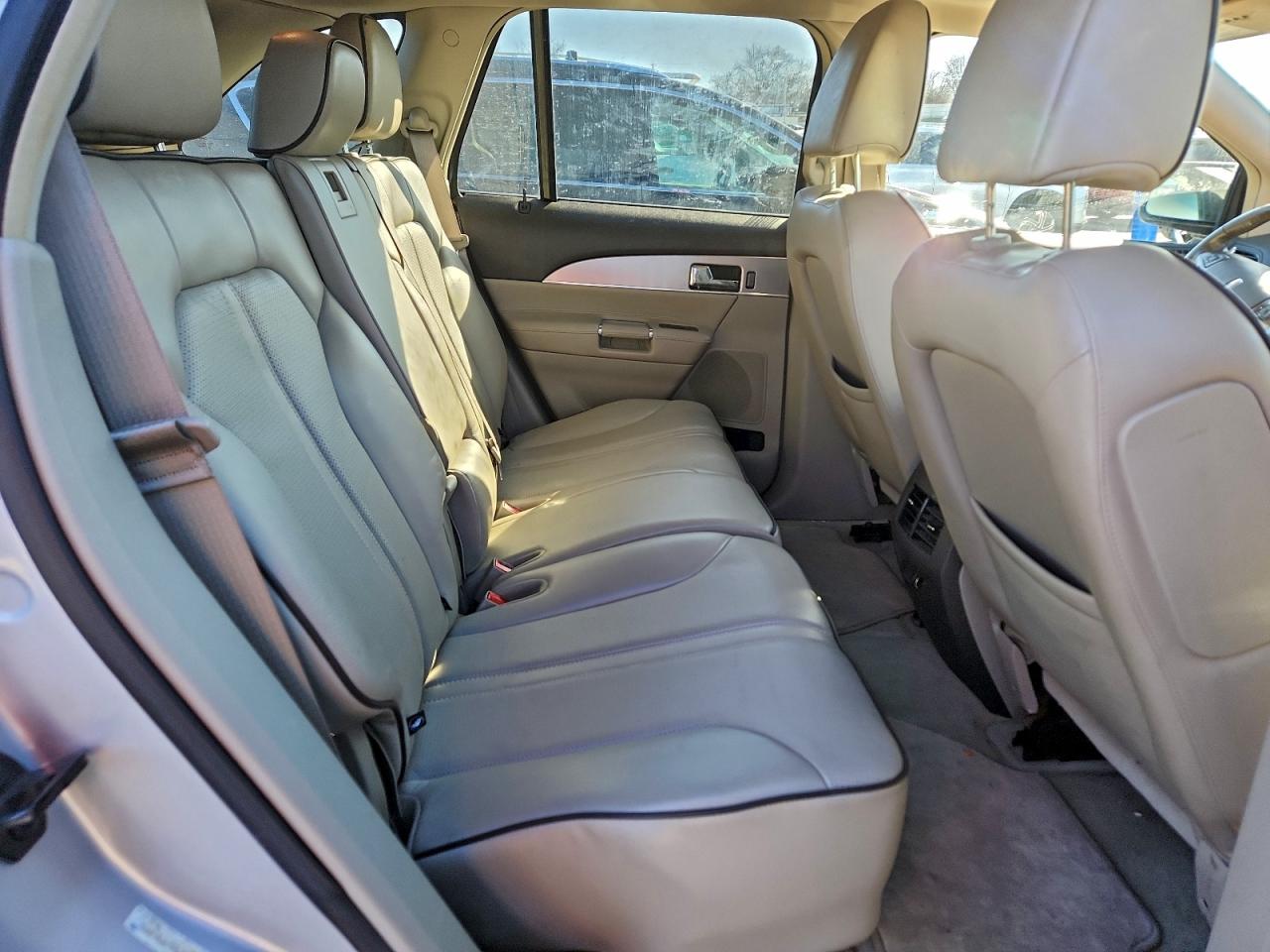 2011 LINCOLN MKX photo 21