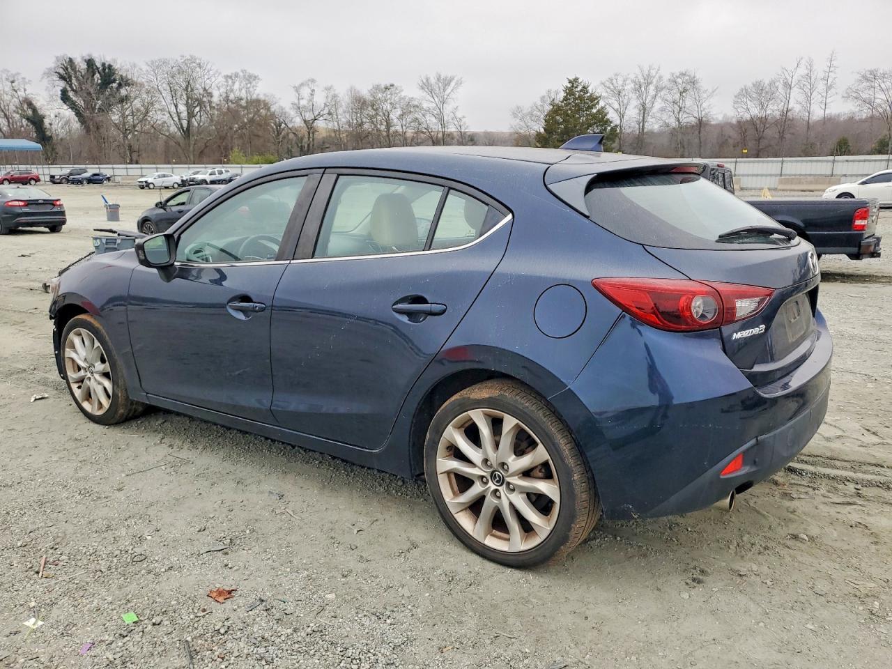 2014 MAZDA 3 GRAND TOURING photo 2