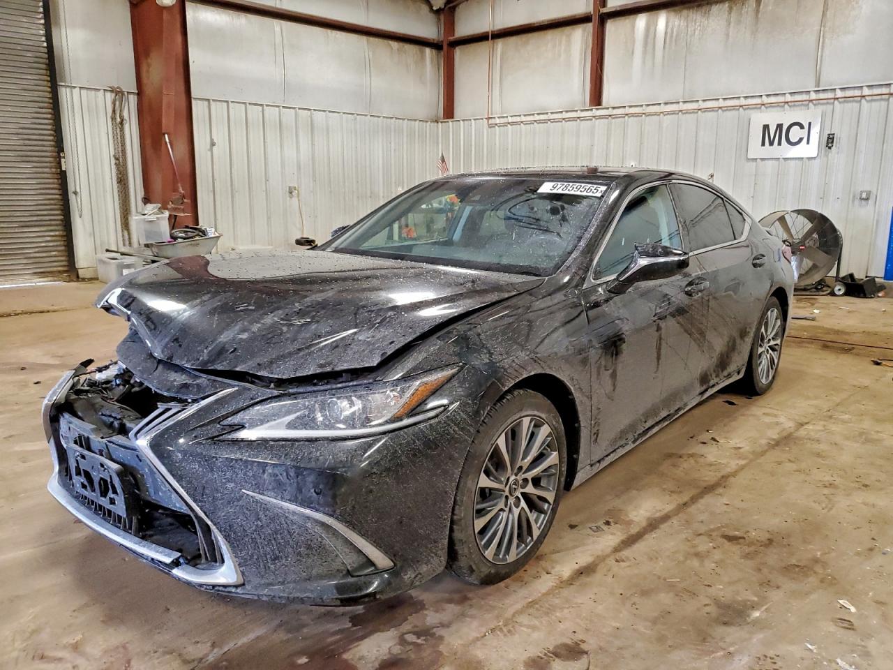 2021 LEXUS ES