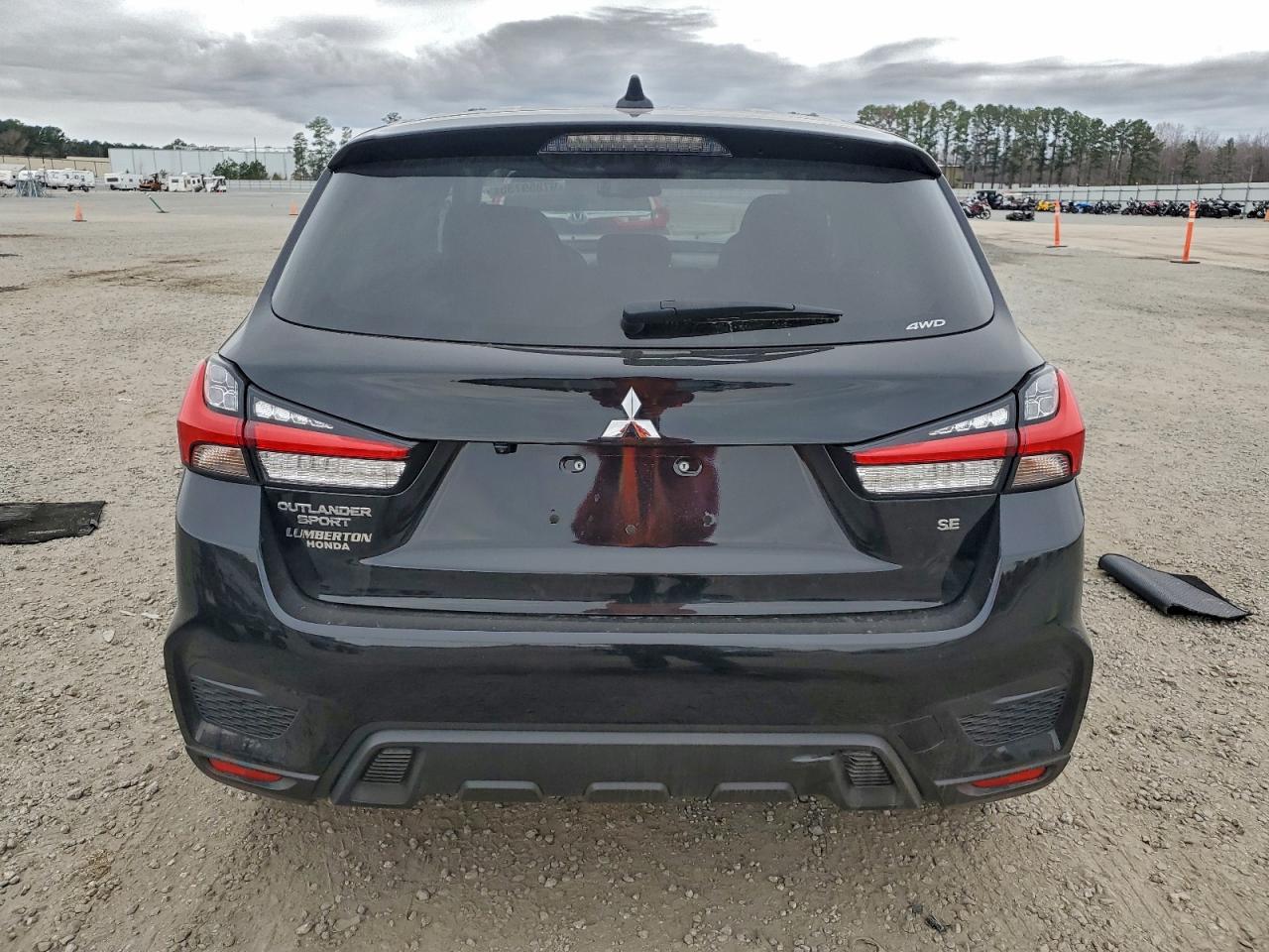 2024 MITSUBISHI OUTLANDER SPORT S/SE photo 6