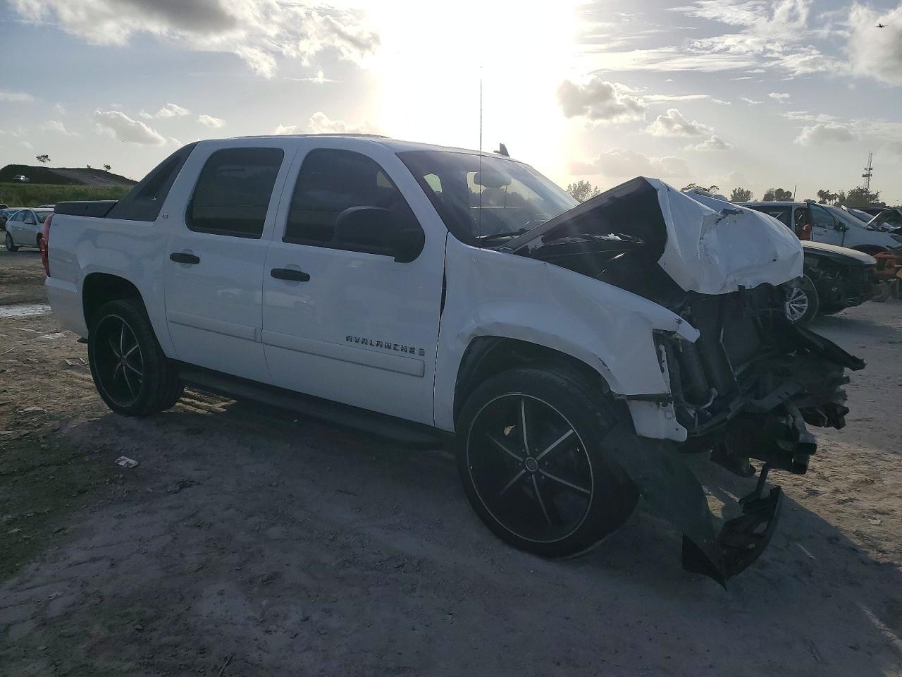 2007 CHEVROLET AVALANCHE C1500 photo 4