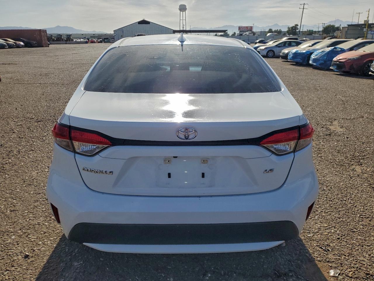2021 TOYOTA COROLLA LE photo 6