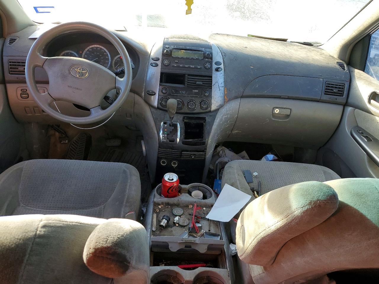 2006 TOYOTA SIENNA CE photo 15