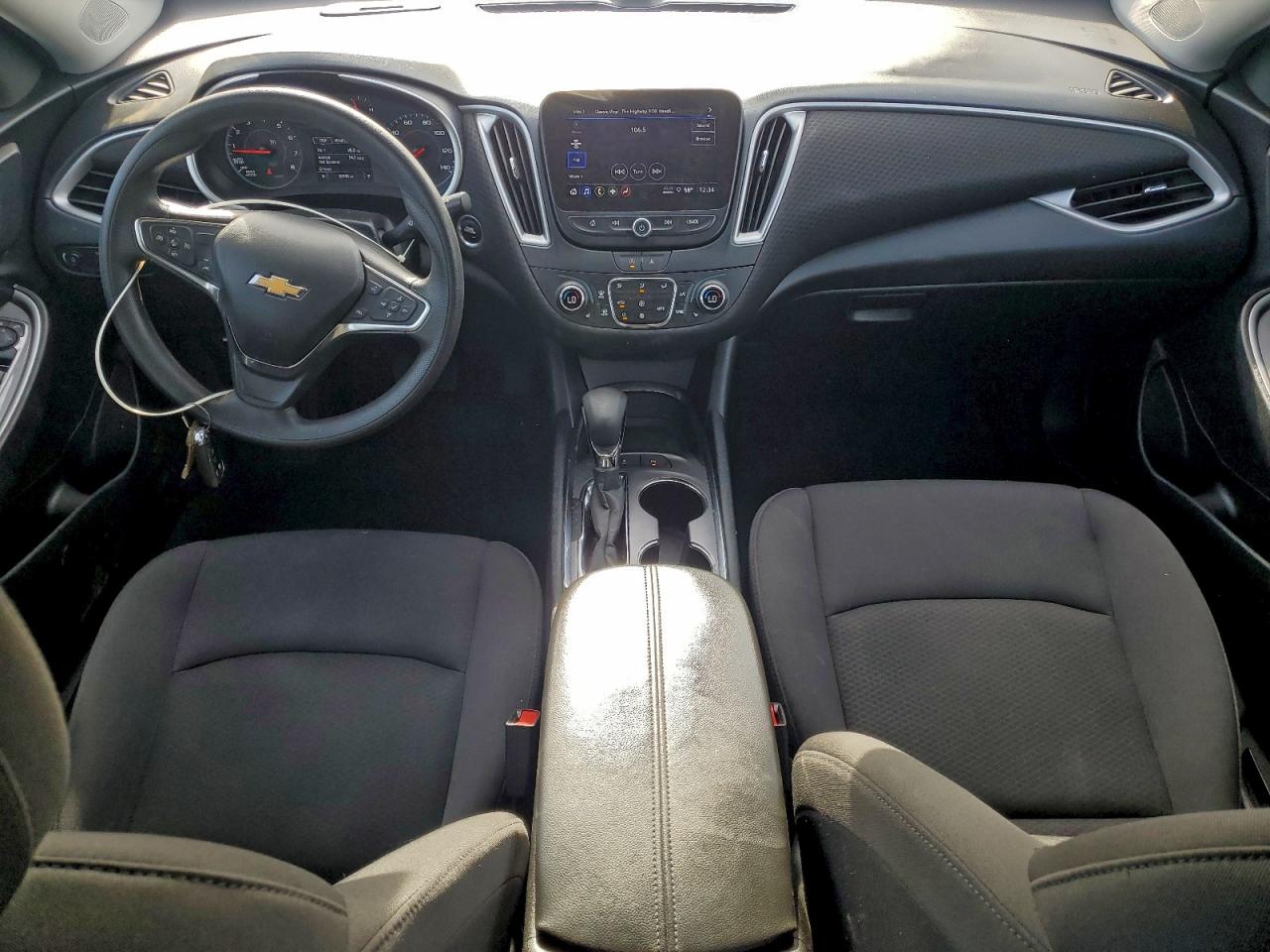2024 CHEVROLET MALIBU LT photo 8