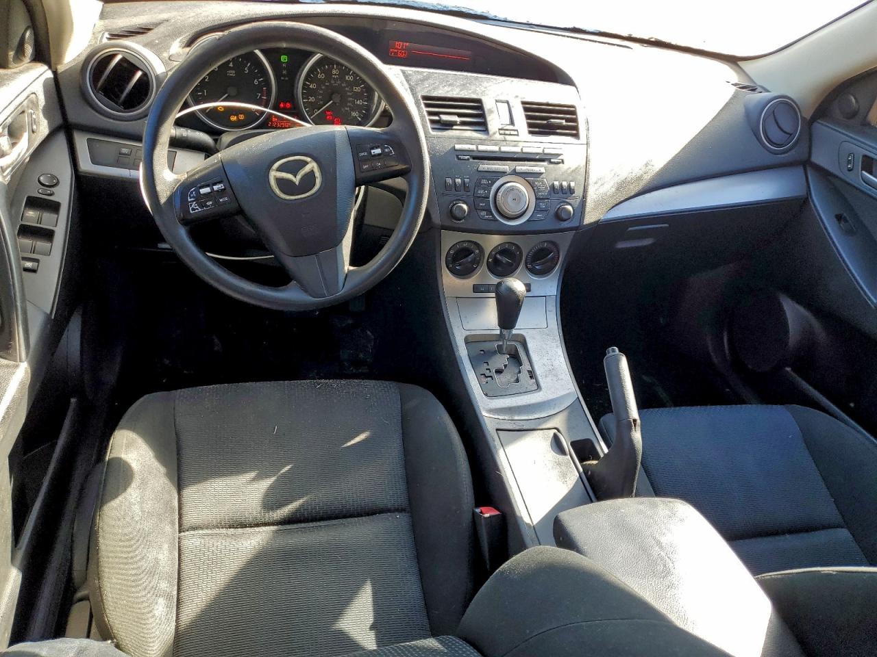 2010 MAZDA 3 I photo 8