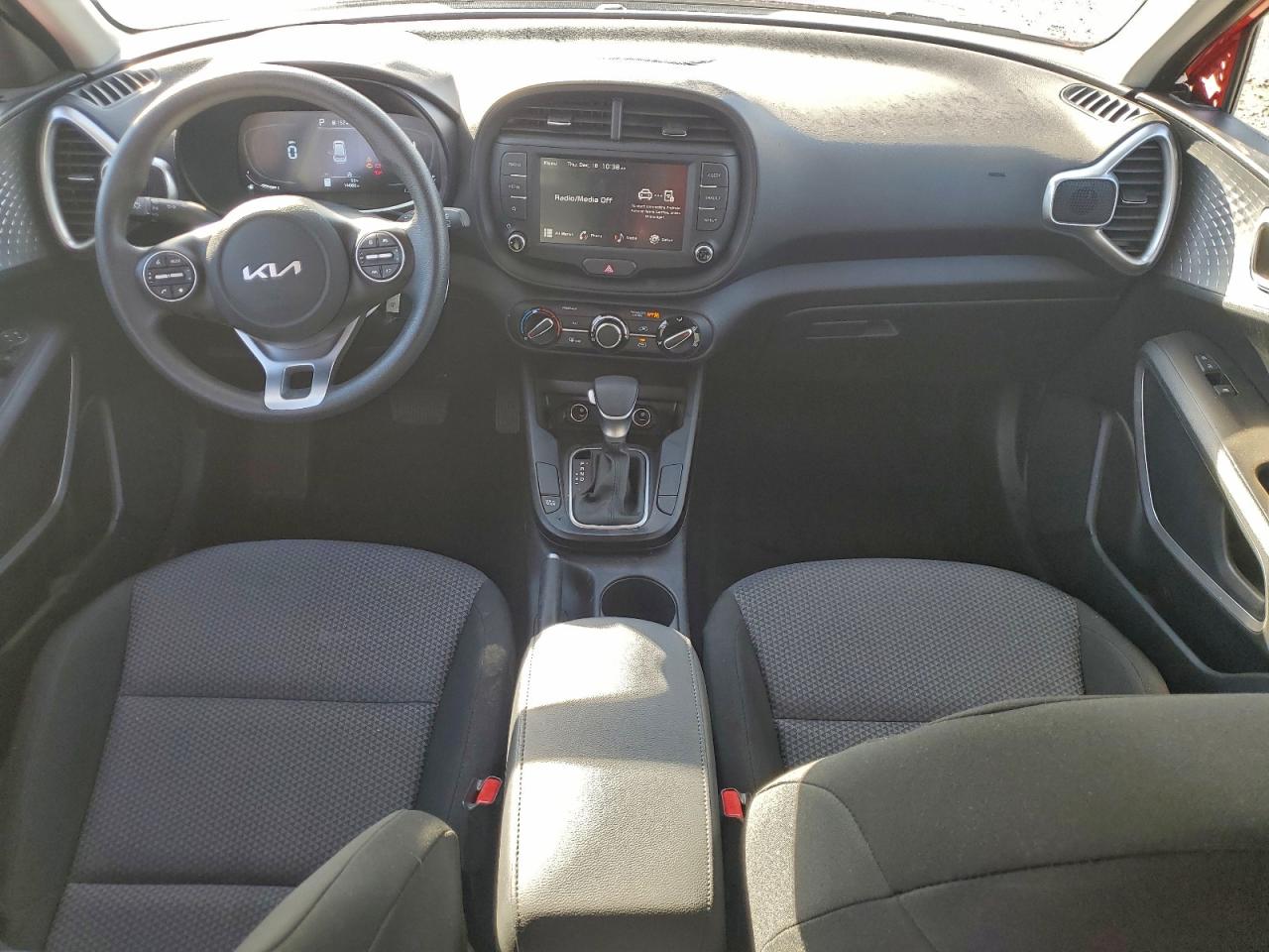 2025 KIA SOUL LX photo 8