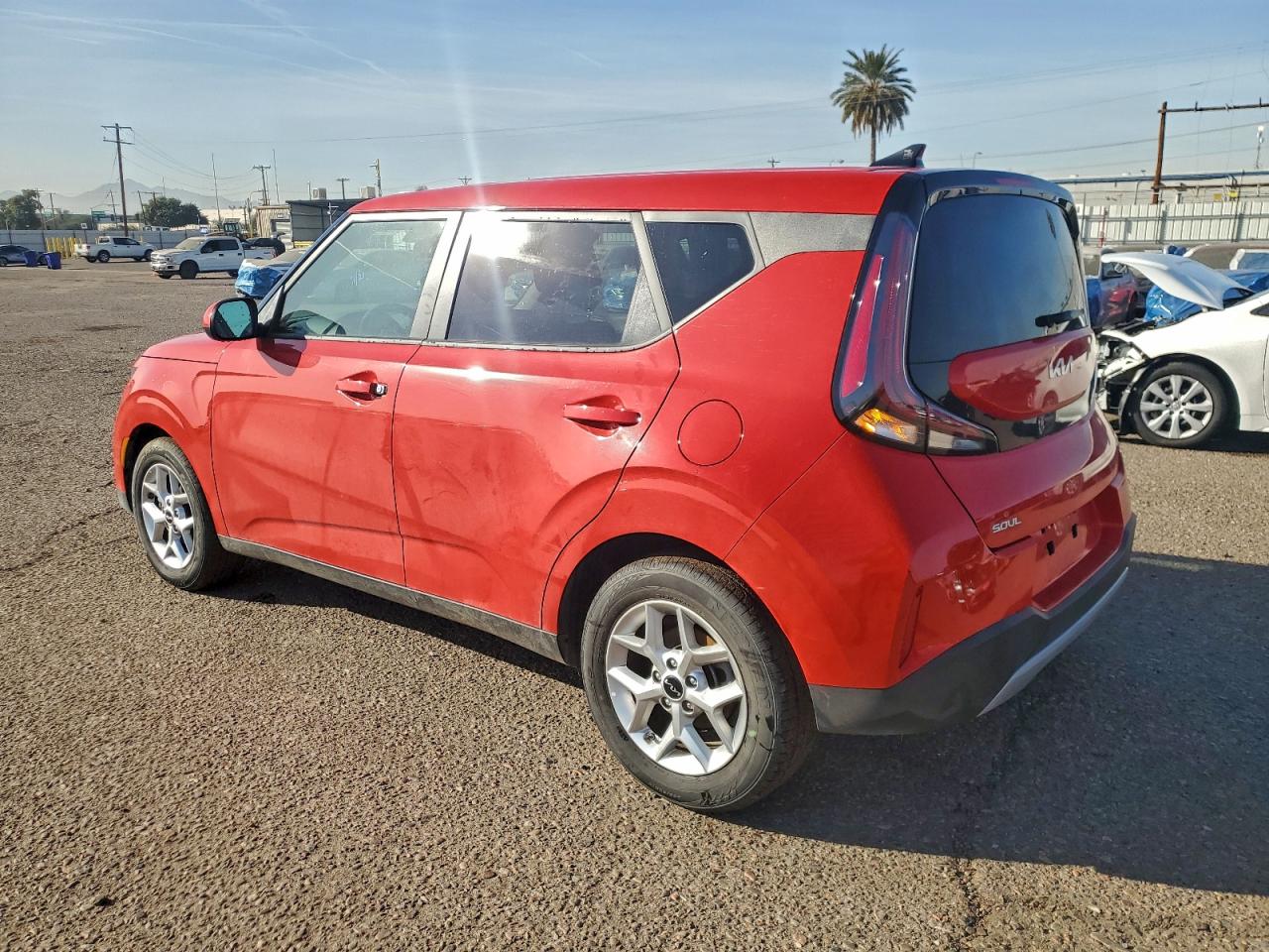 2025 KIA SOUL LX photo 2