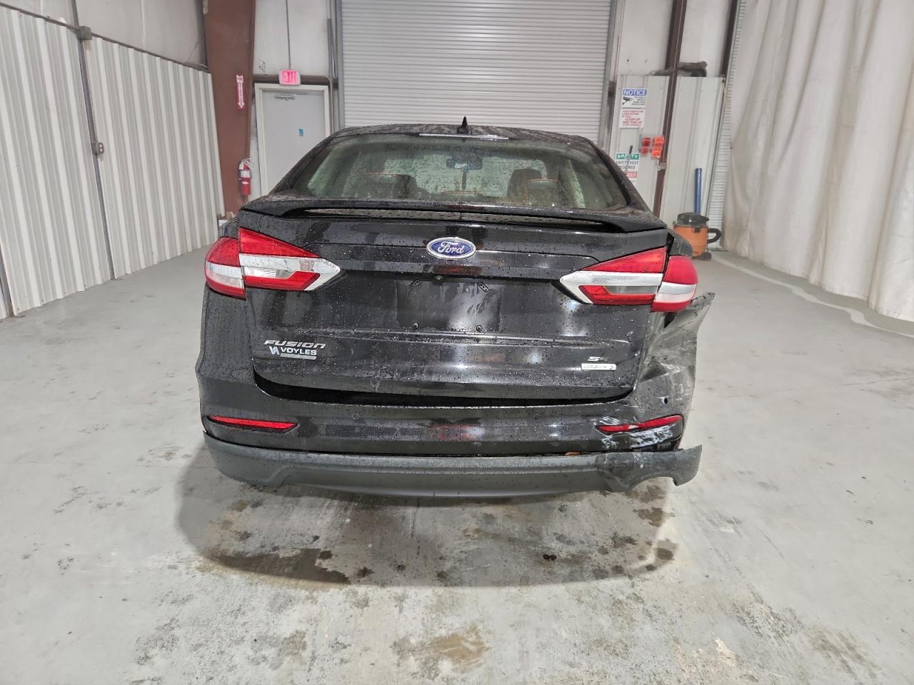 2020 FORD FUSION SE photo 6
