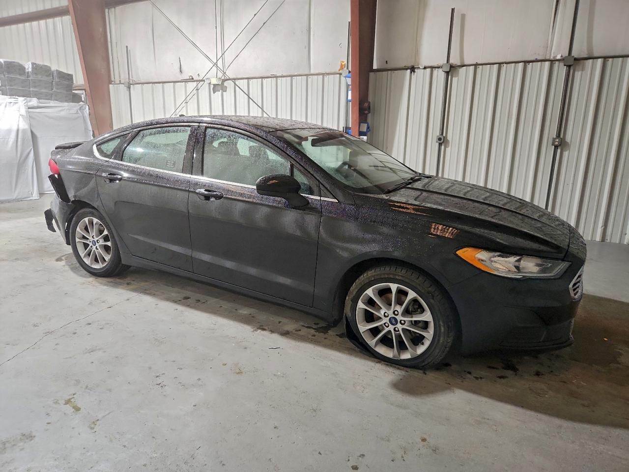 2020 FORD FUSION SE photo 4
