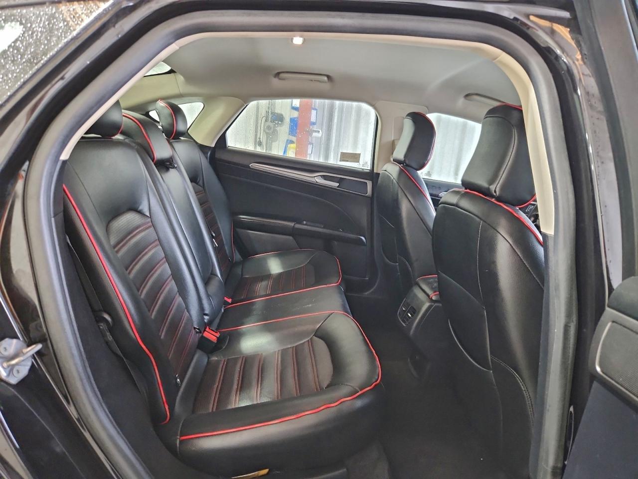 2020 FORD FUSION SE photo 10