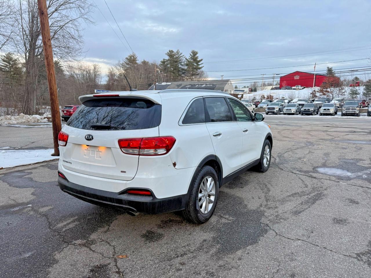 2016 KIA SORENTO LX photo 10