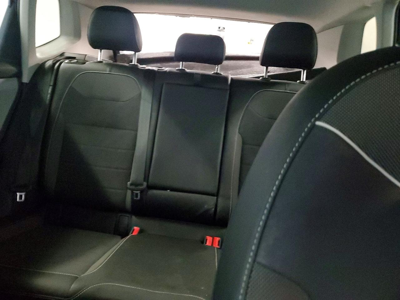 2024 VOLKSWAGEN TAOS SE photo 19