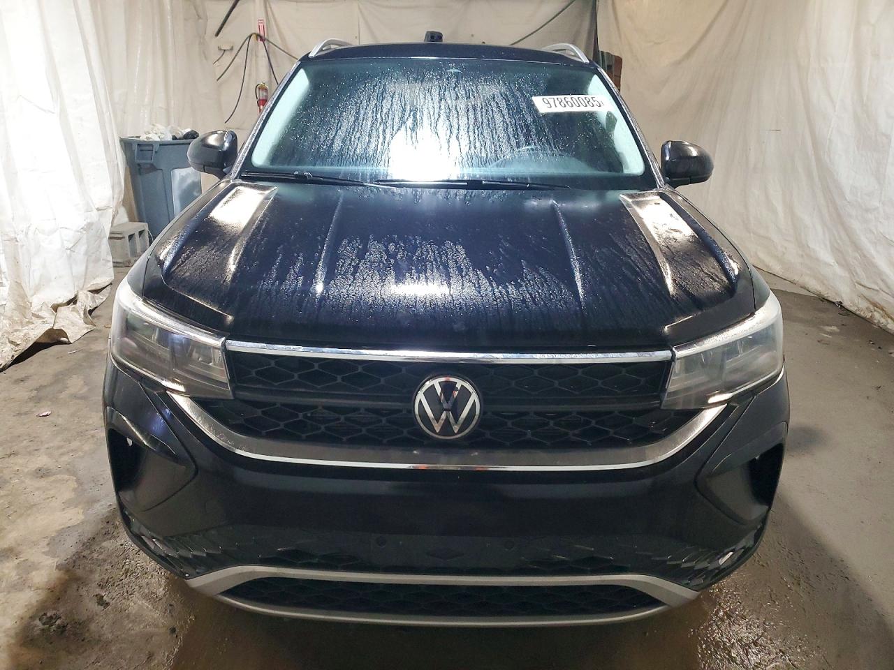 2024 VOLKSWAGEN TAOS SE photo 9