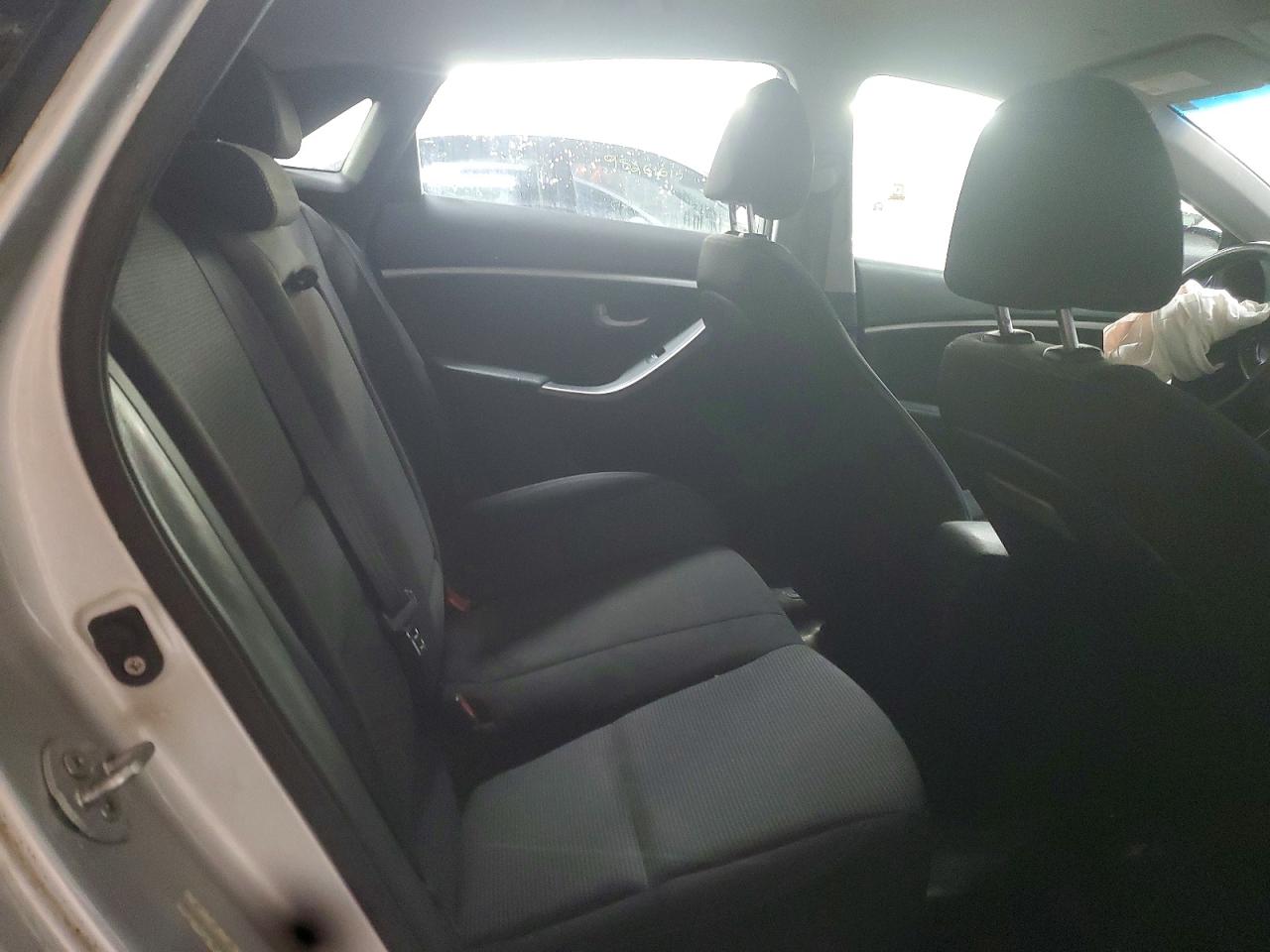 2013 HYUNDAI ELANTRA GT BASE photo 19