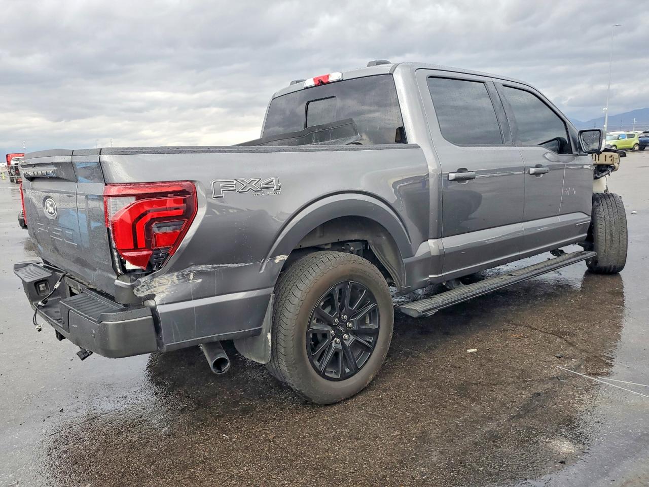 2024 FORD F150 PLATINUM photo 3
