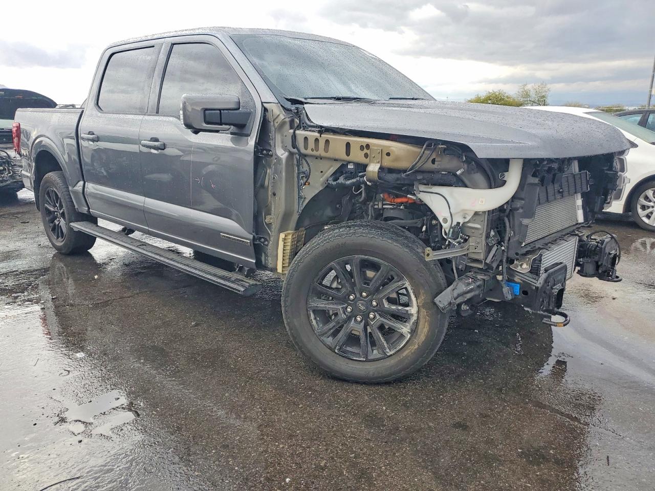 2024 FORD F150 PLATINUM photo 4