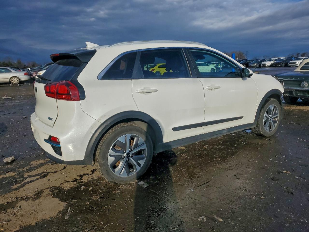 2021 KIA NIRO EX photo 5