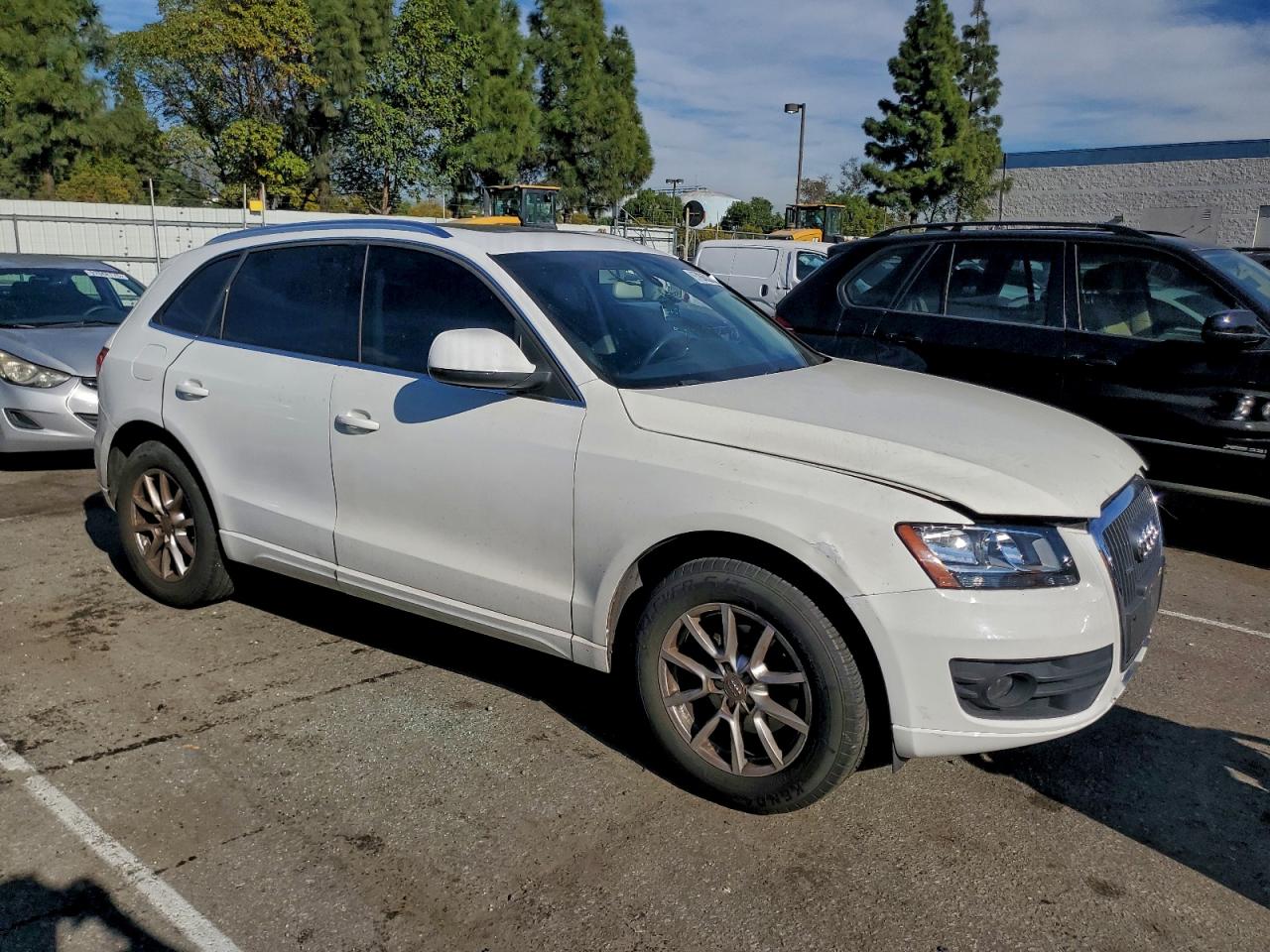 2012 AUDI Q5 PREMIUM photo 4