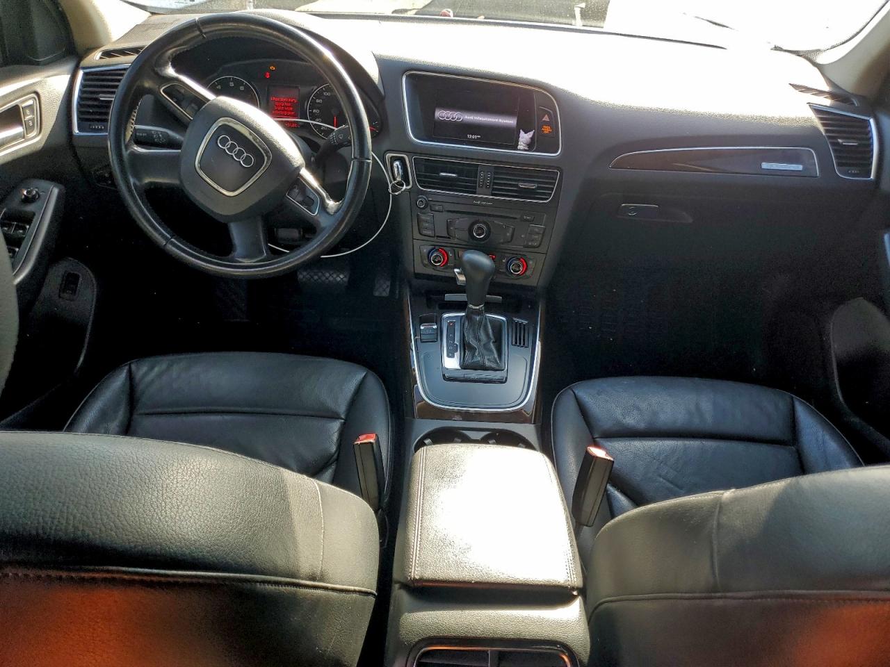 2012 AUDI Q5 PREMIUM photo 8