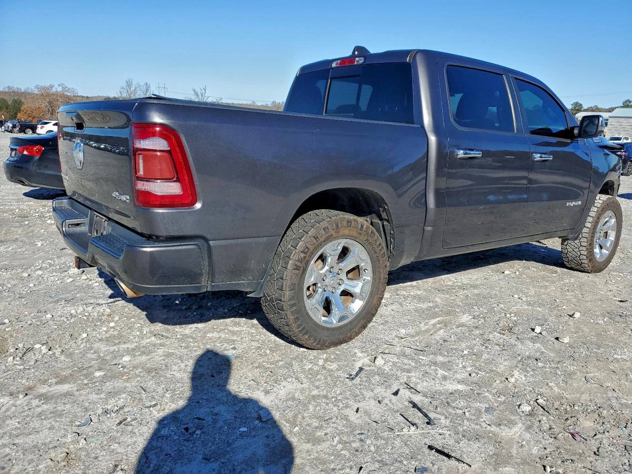 2019 RAM 1500 BIG HORN/LONE STAR photo 3