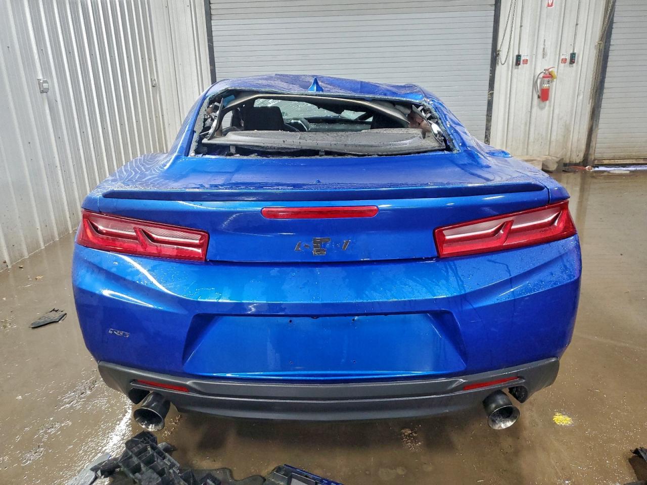 2017 CHEVROLET CAMARO LT photo 6