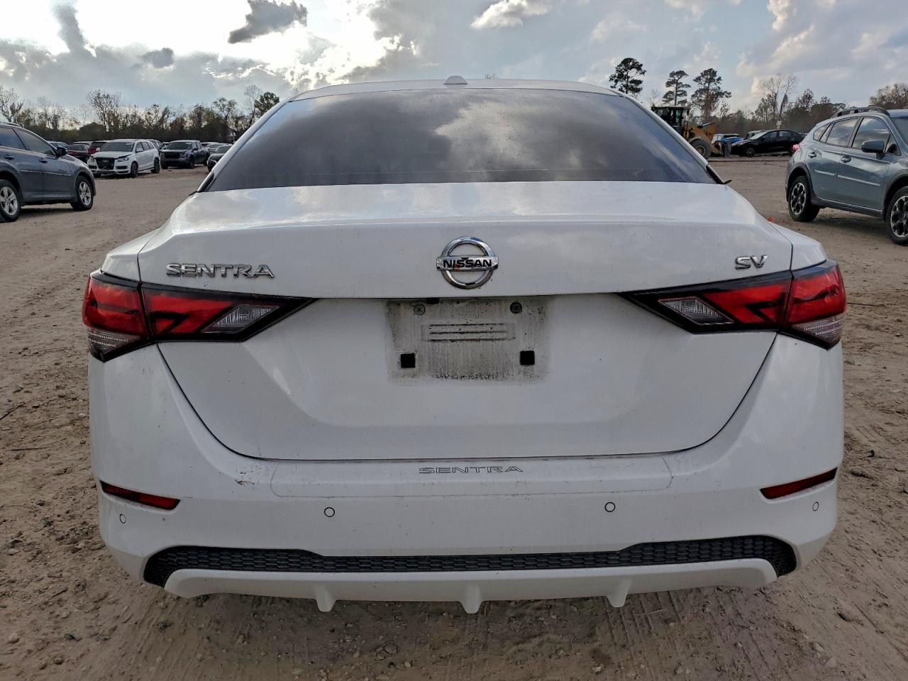 2022 NISSAN SENTRA SV photo 6