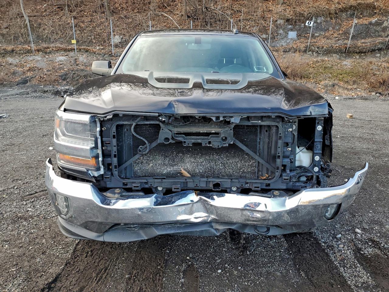 2016 CHEVROLET SILVERADO K1500 LT photo 5