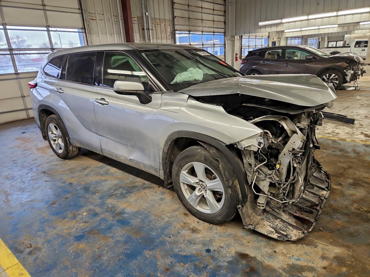 2021 TOYOTA HIGHLANDER L photo 4