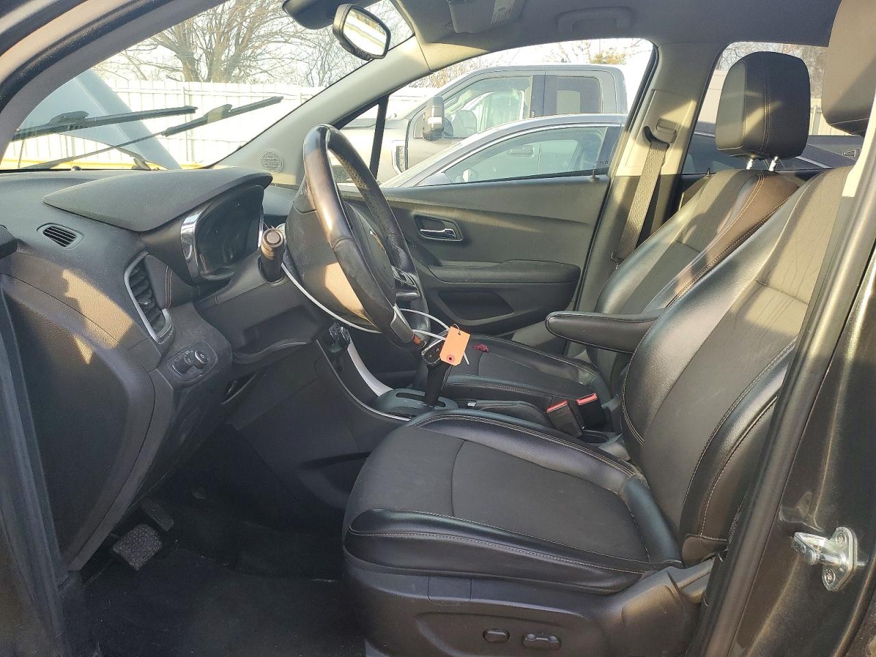 2018 CHEVROLET TRAX 1LT photo 13