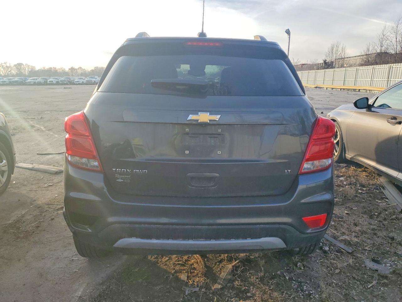 2018 CHEVROLET TRAX 1LT photo 11