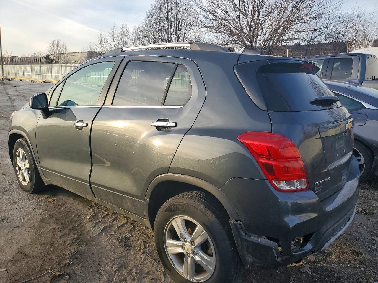 2018 CHEVROLET TRAX 1LT photo 3