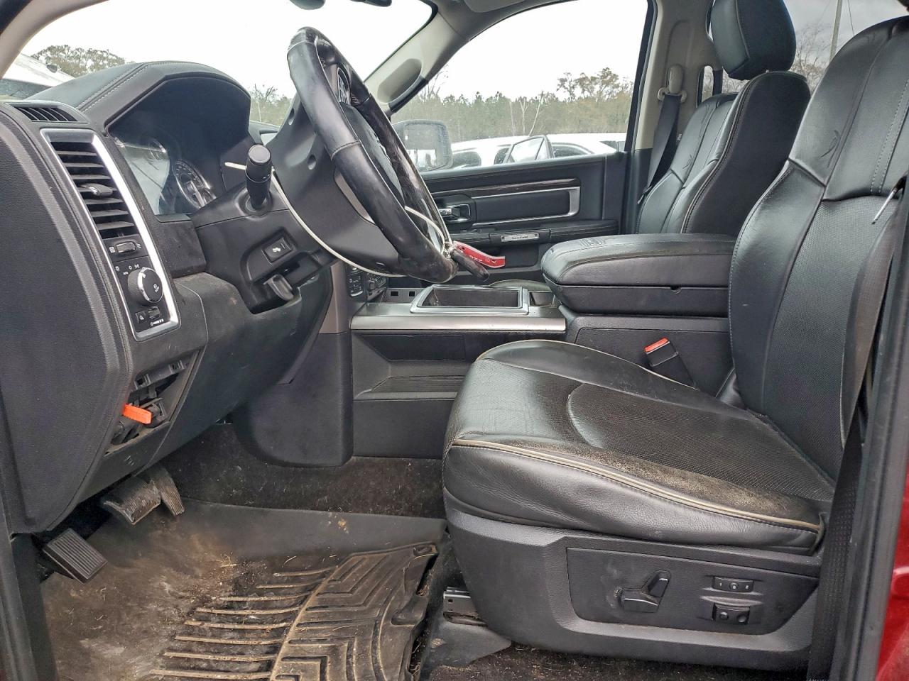 2014 RAM 1500 LONGHORN photo 25