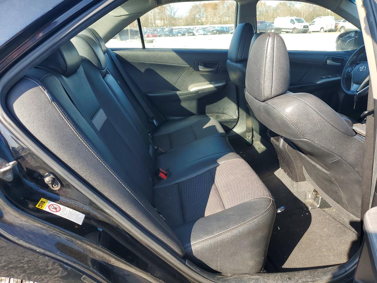 2014 TOYOTA CAMRY L photo 19