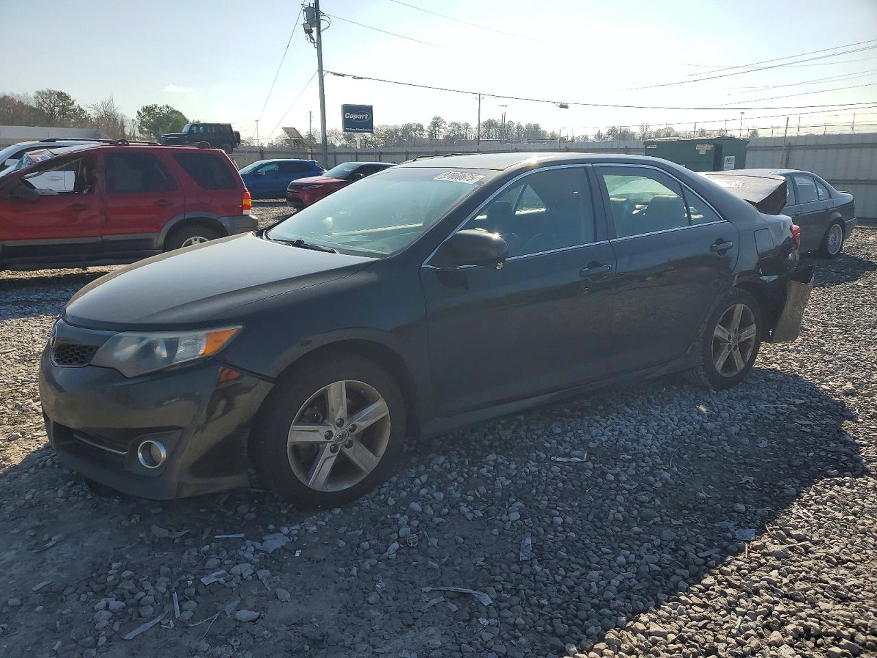 2014 TOYOTA CAMRY