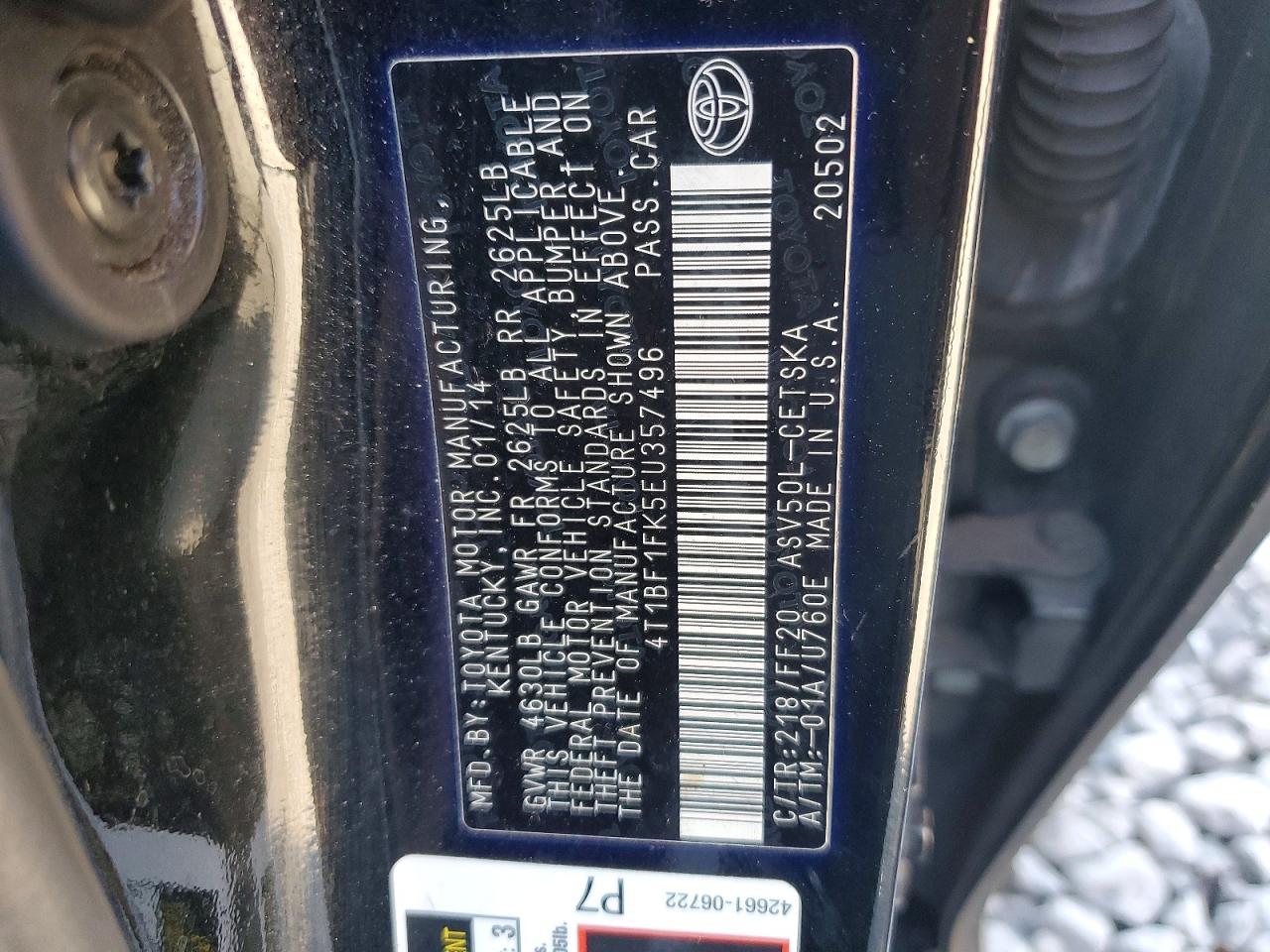 2014 TOYOTA CAMRY L photo 23