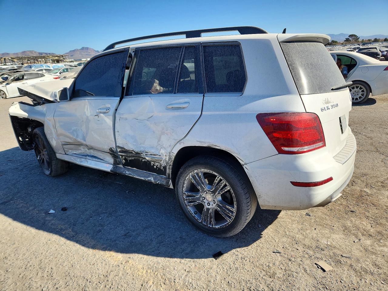 2013 MERCEDES-BENZ GLK 350 photo 2