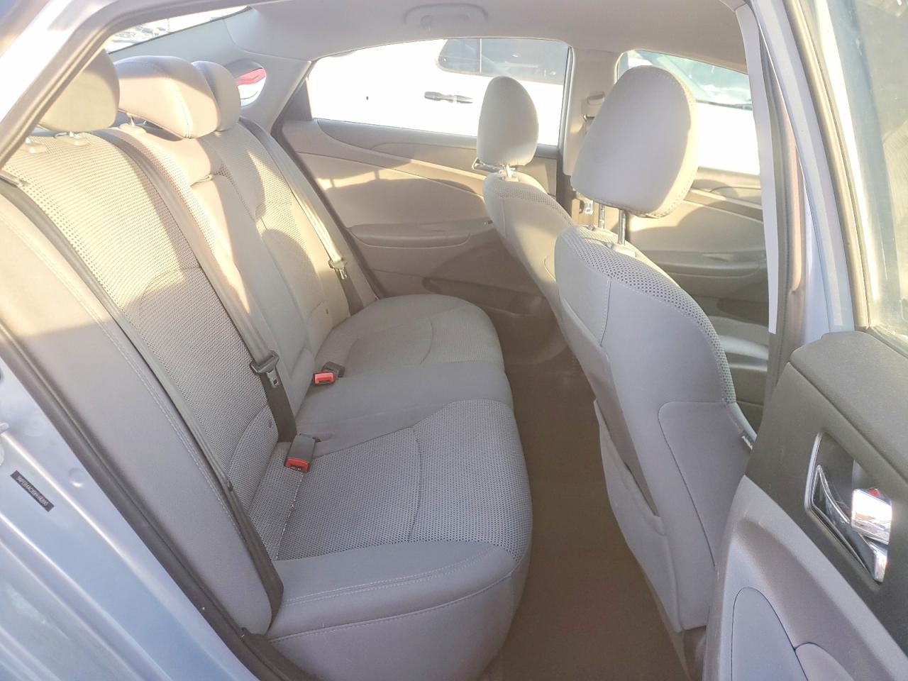 2013 HYUNDAI SONATA GLS photo 10