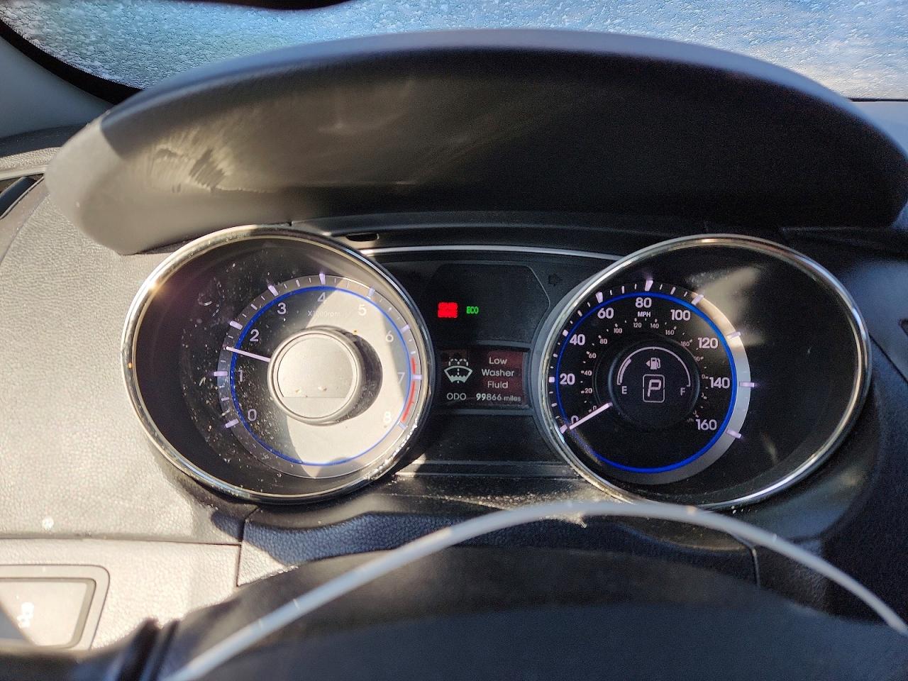 2013 HYUNDAI SONATA GLS photo 9