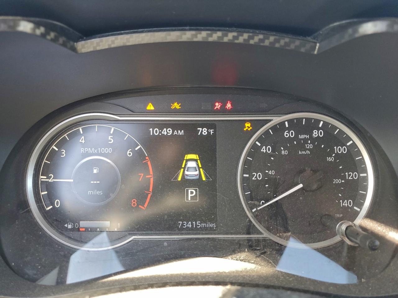 2021 NISSAN VERSA SV photo 9