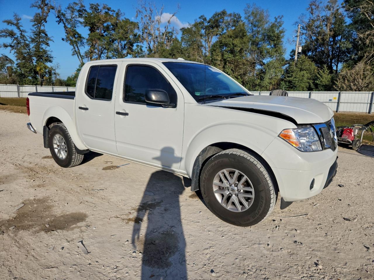 2017 NISSAN FRONTIER S photo 4
