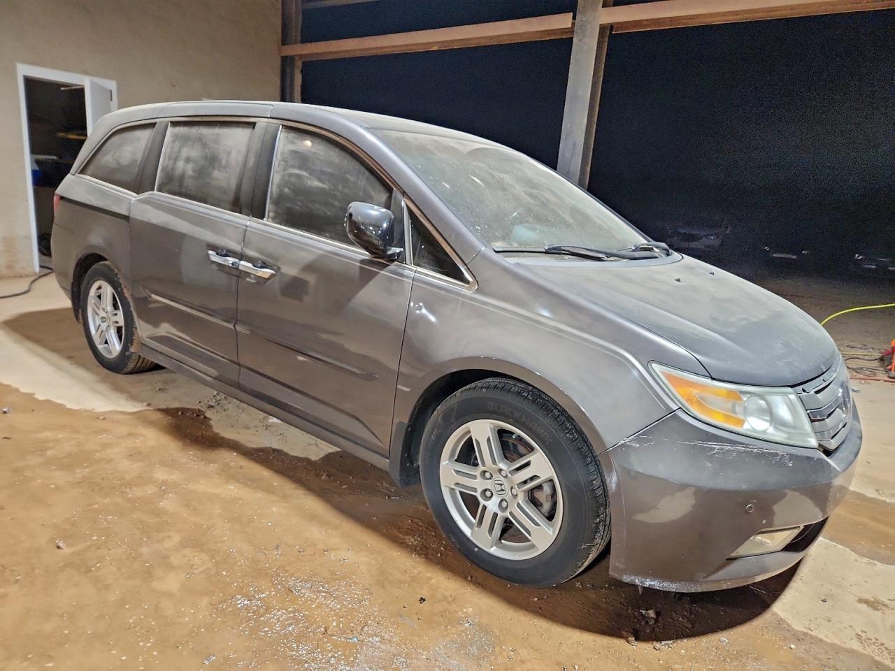 2012 HONDA ODYSSEY TOURING photo 4