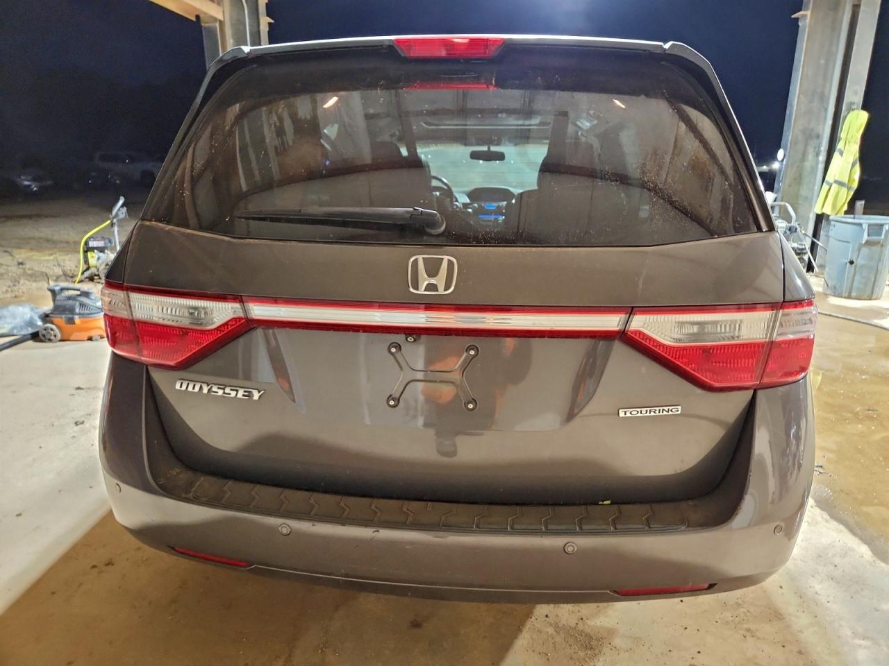 2012 HONDA ODYSSEY TOURING photo 6