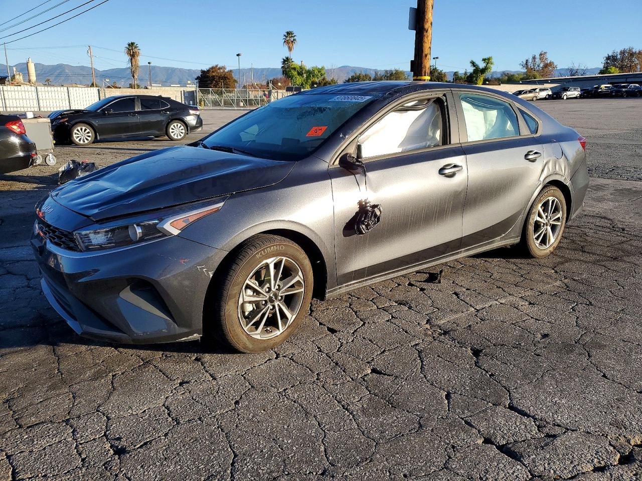 2023 KIA FORTE