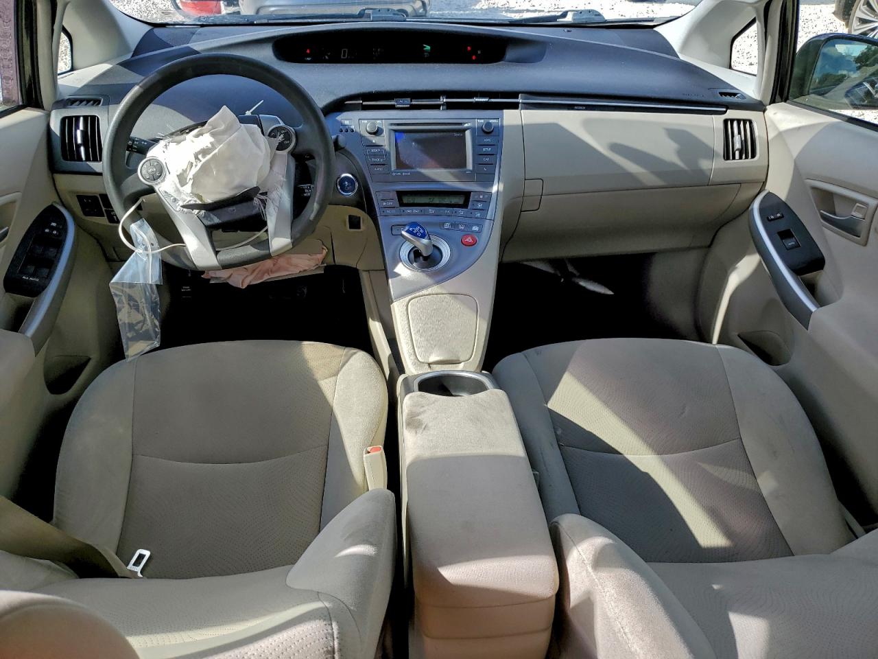 2014 TOYOTA PRIUS photo 8