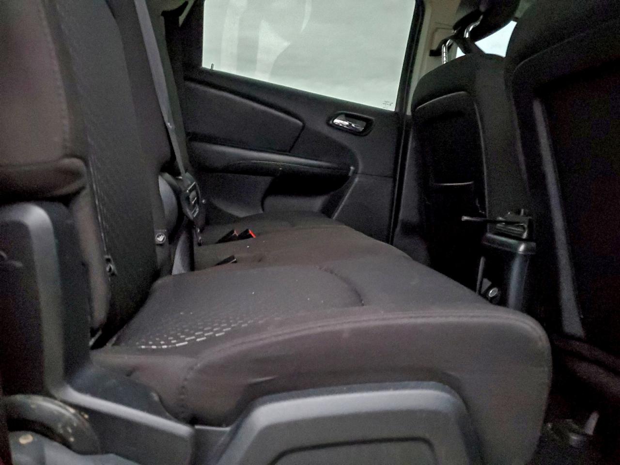 2012 DODGE JOURNEY SXT photo 31