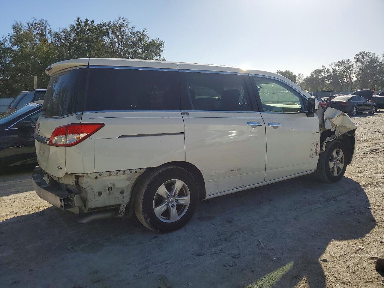 2015 NISSAN QUEST S photo 3