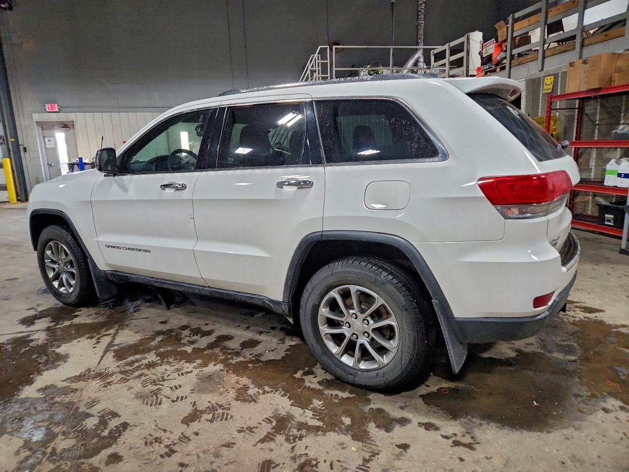 2015 JEEP GRAND CHEROKEE LIMITED photo 2