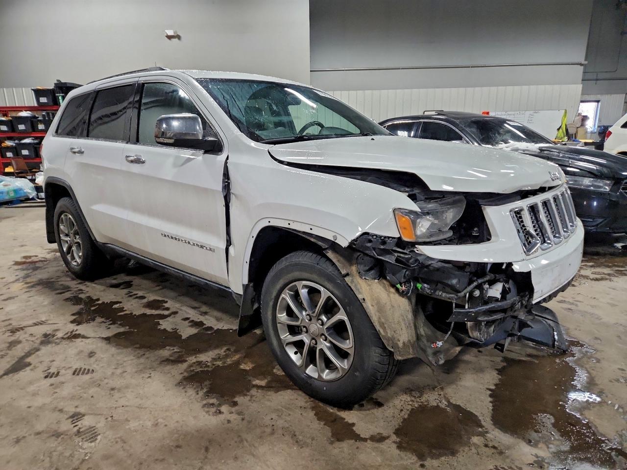 2015 JEEP GRAND CHEROKEE LIMITED photo 4